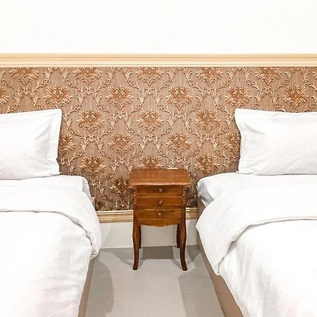 Adisa Homestay Malang Luaran gambar