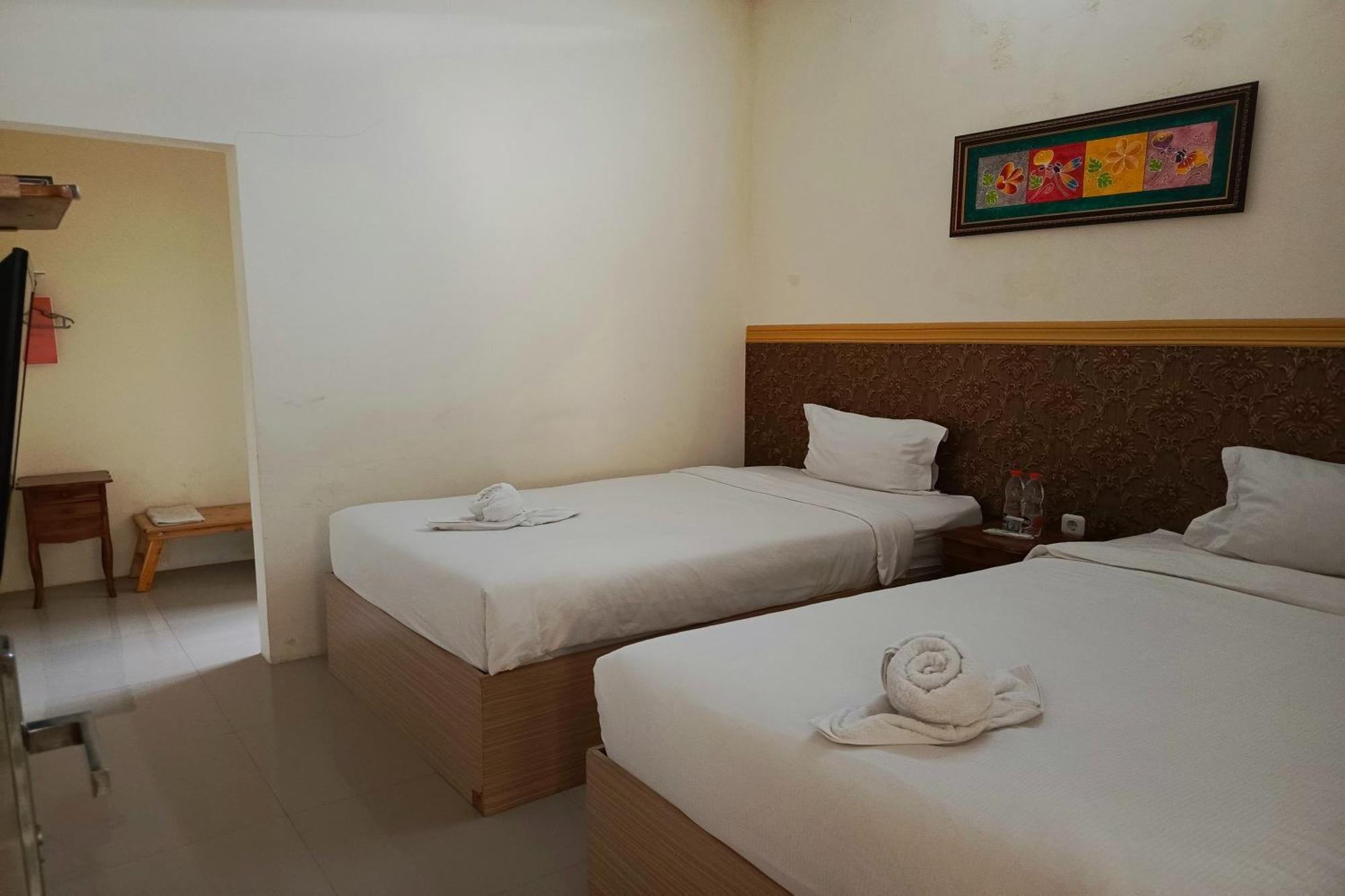 Adisa Homestay Malang Luaran gambar