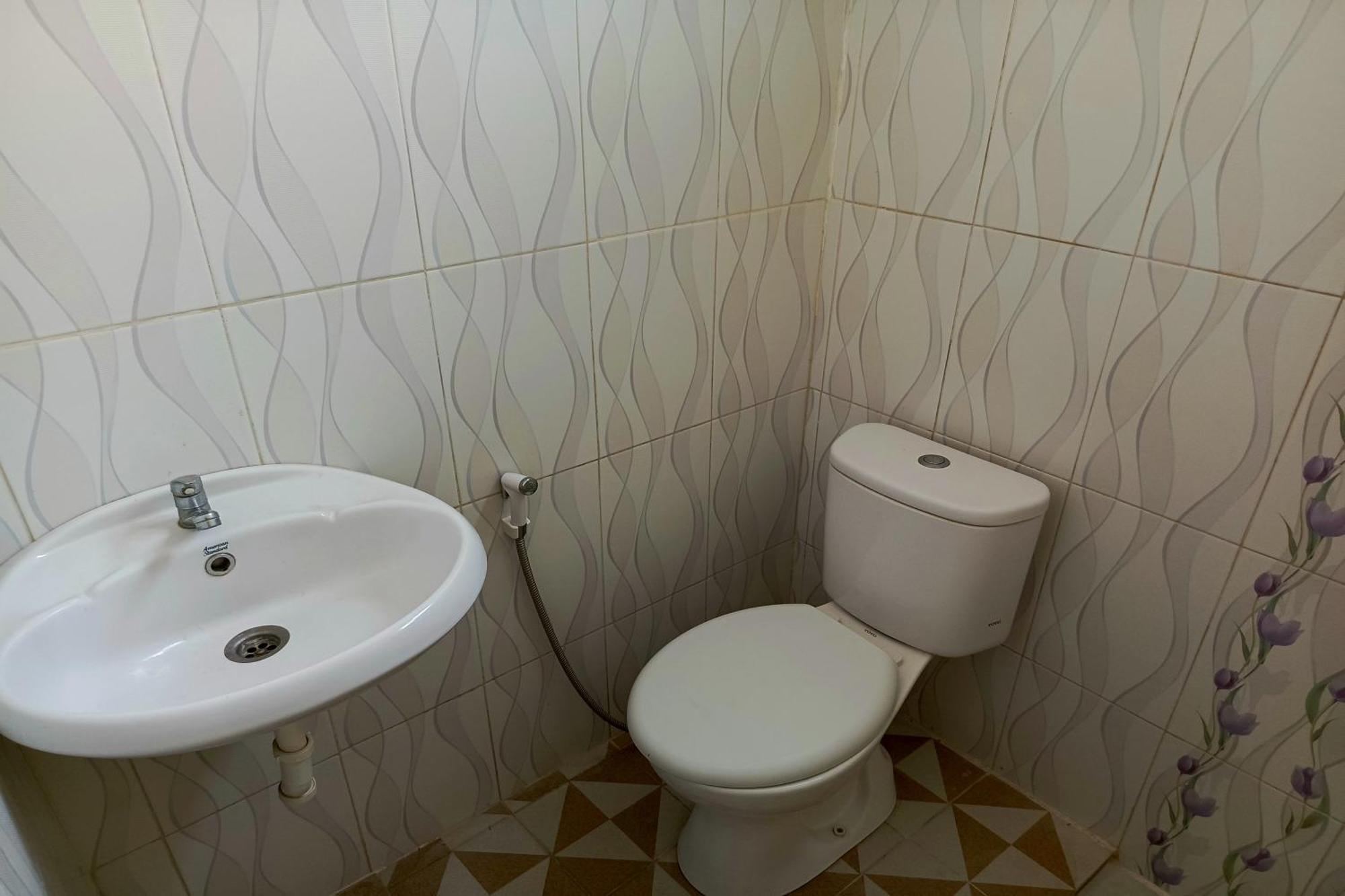Adisa Homestay Malang Luaran gambar
