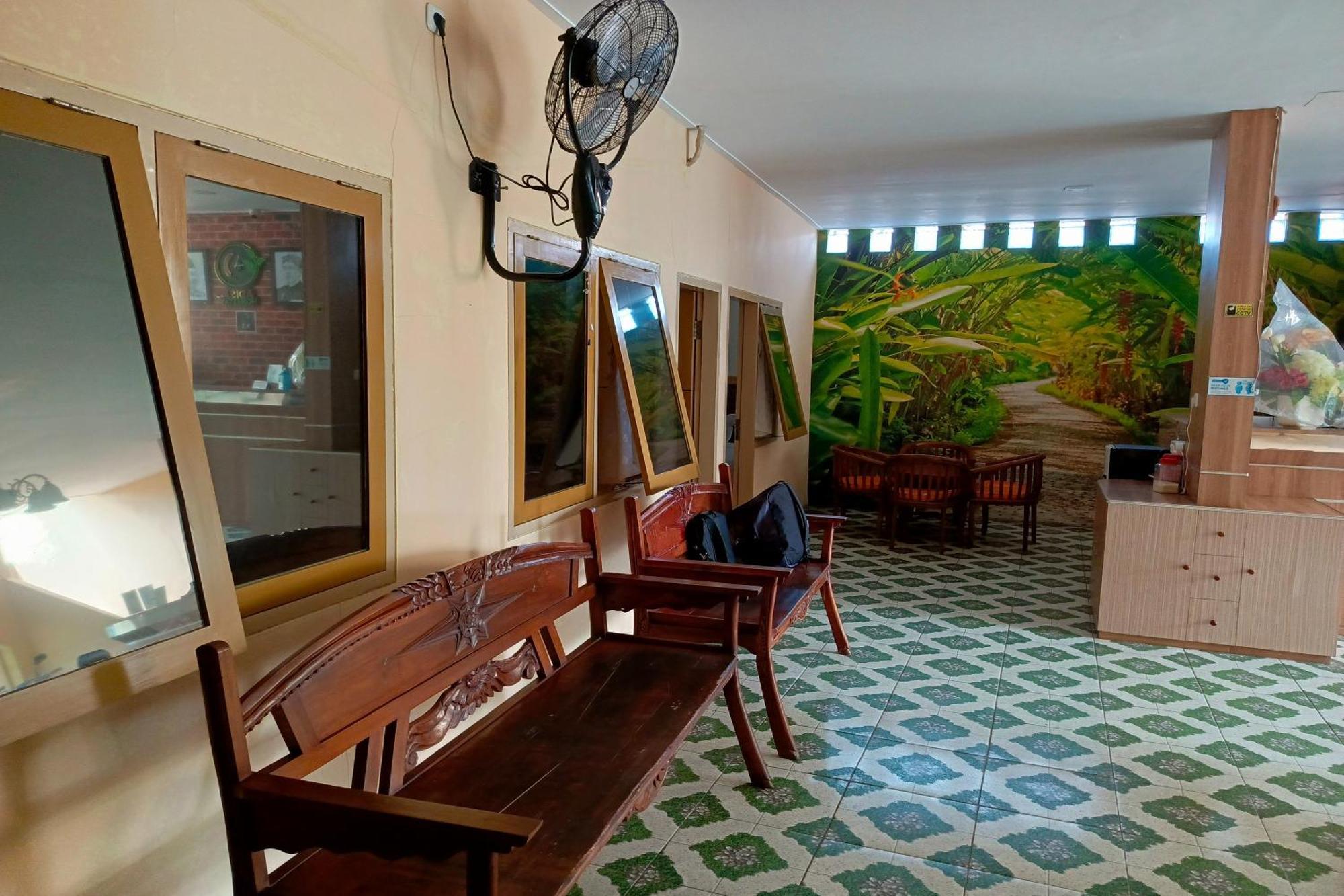 Adisa Homestay Malang Luaran gambar